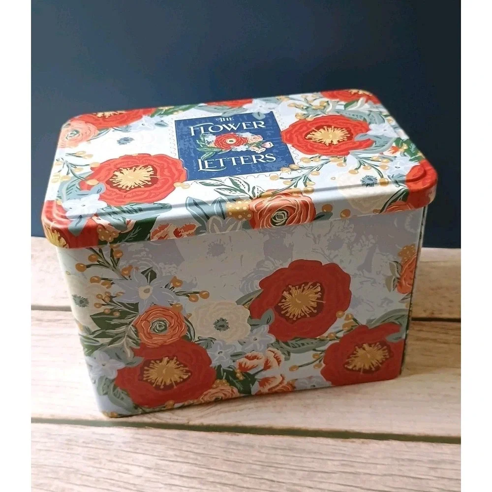 Floral Square Tin Blue And Red Flowers Medium 7